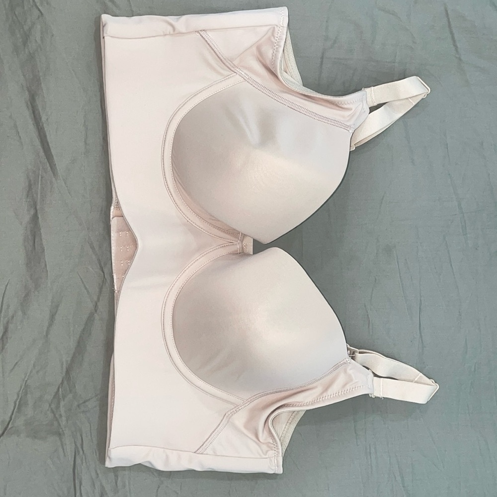 Adjustable Wired Push Up Bra size 42C/D